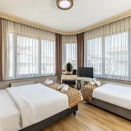 Felicity Hotel 3*