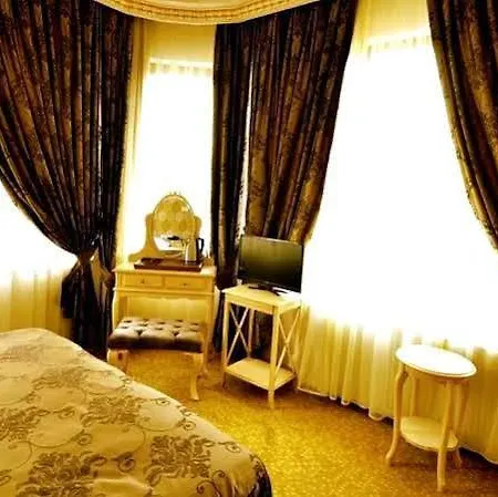 Felicity Hotel 3*