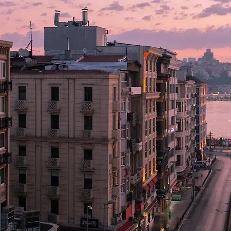 Felicity Κωνσταντινούπολη