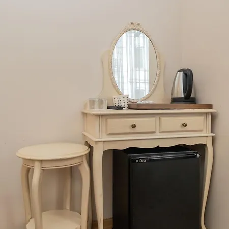 Felicity Ξενοδοχείο 3*