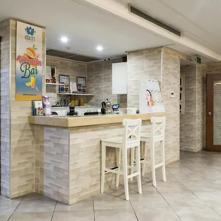 Felicity Ξενοδοχείο