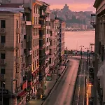 Felicity Hotel 3*